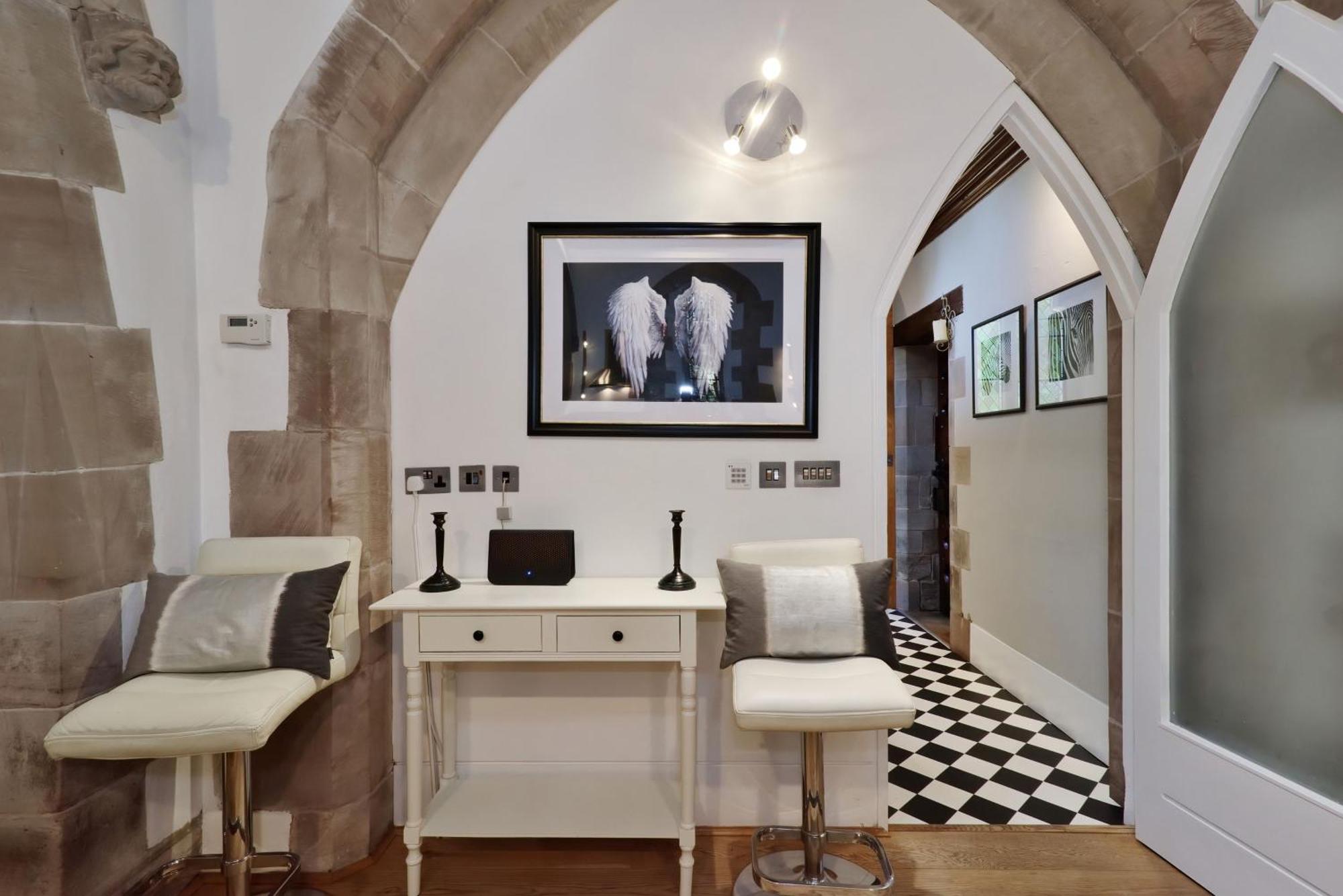 St James House - Truly Heavenly Херефорд Экстерьер фото